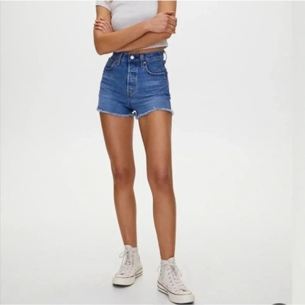 Levi's Medium Blue High-Rise Ribcage Jean Shorts